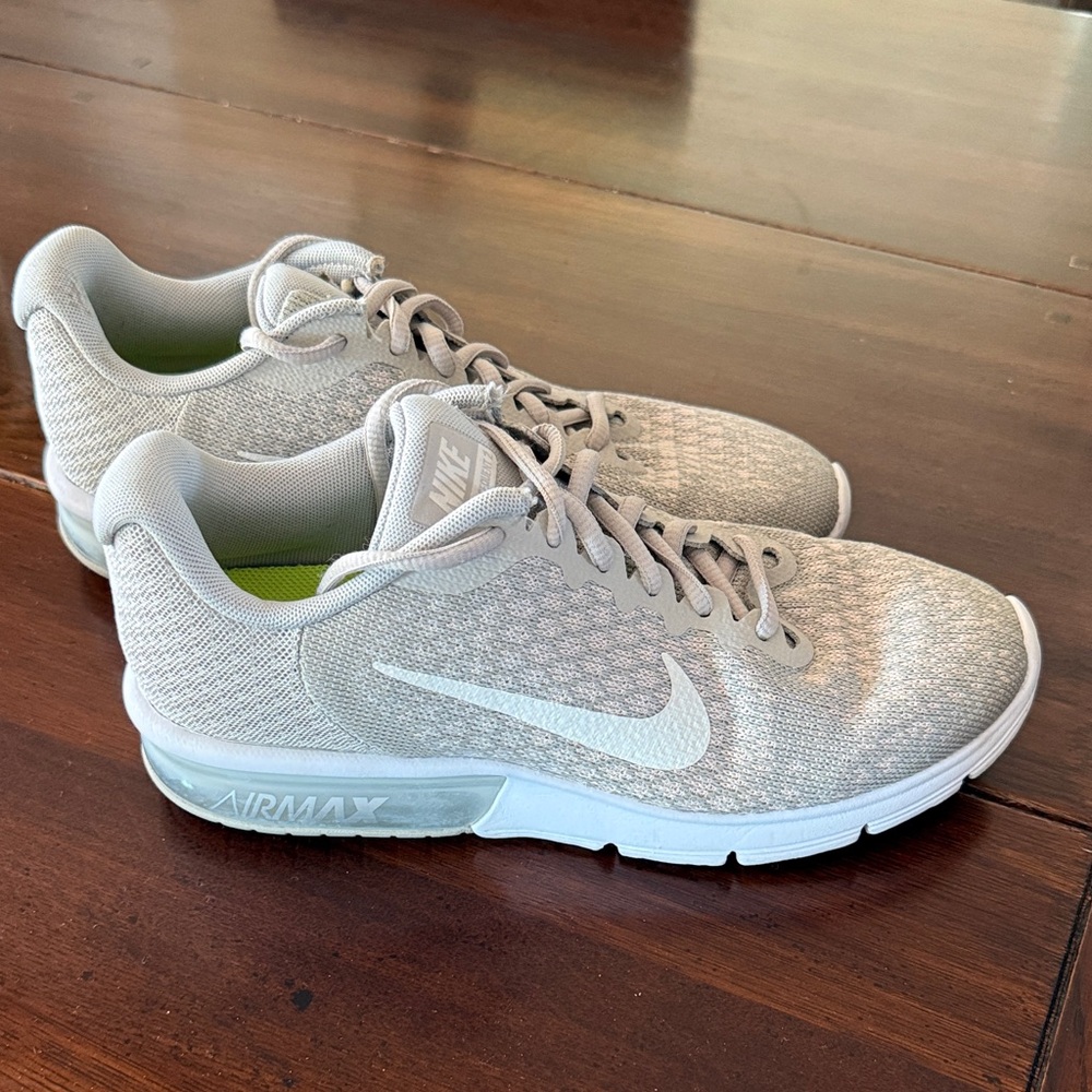 Super Cute Nike Light Gray and White Air Max Running Shoes